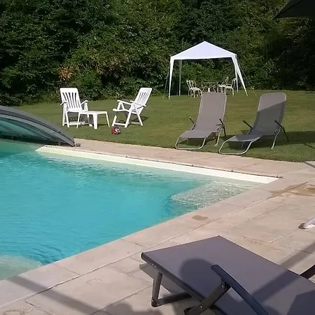 Roulotte Cabane D'embranchard Bed & Breakfast